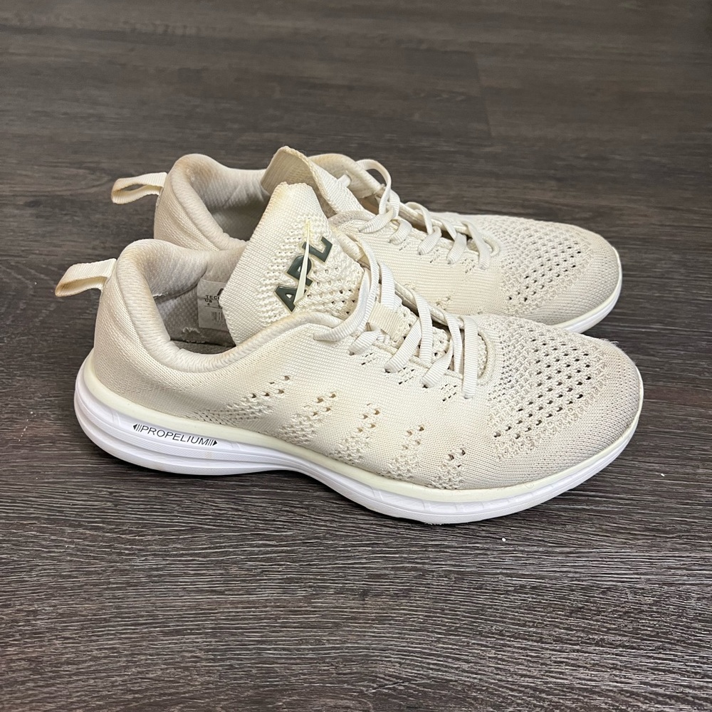 APL Techloom sneakers